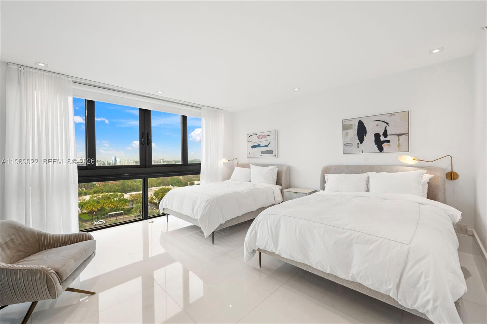 BAL HARBOUR TOWER CONDO - Residential