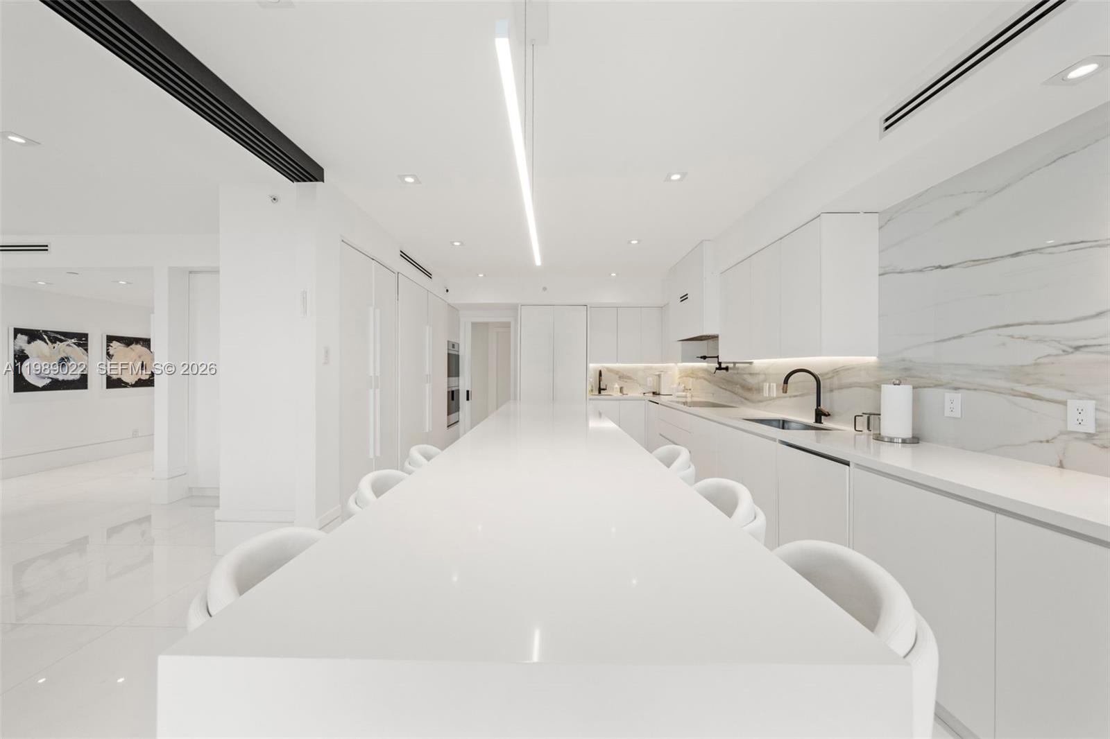 BAL HARBOUR TOWER CONDO - Residential