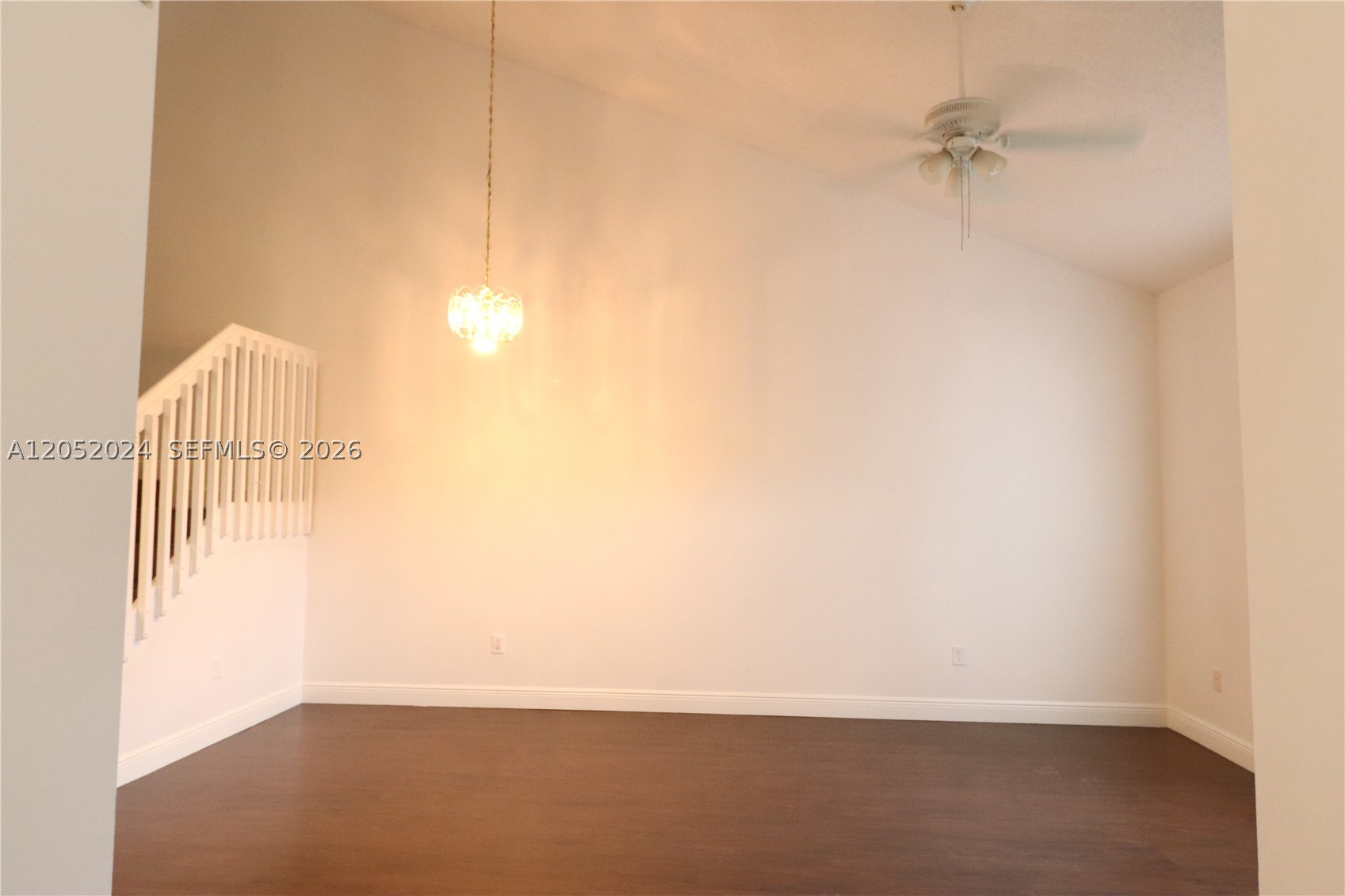 SUNSET PLAZA - Residential Lease
