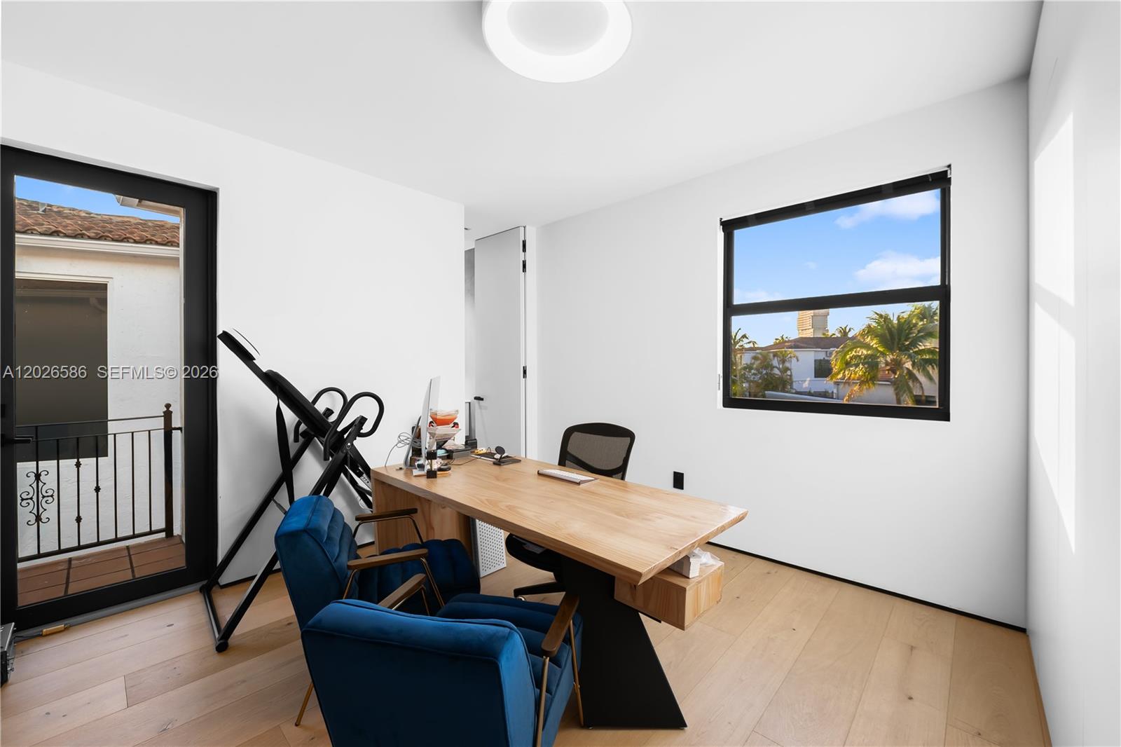 AVENTURA LAKES - PHASE II - Residential Lease