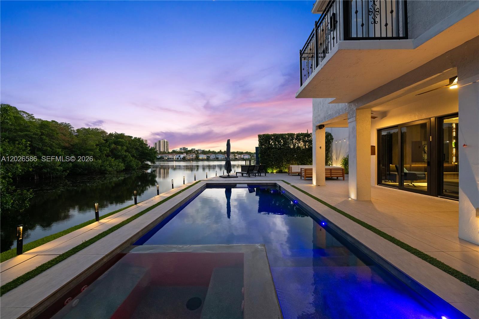 AVENTURA LAKES - PHASE II - Residential Lease