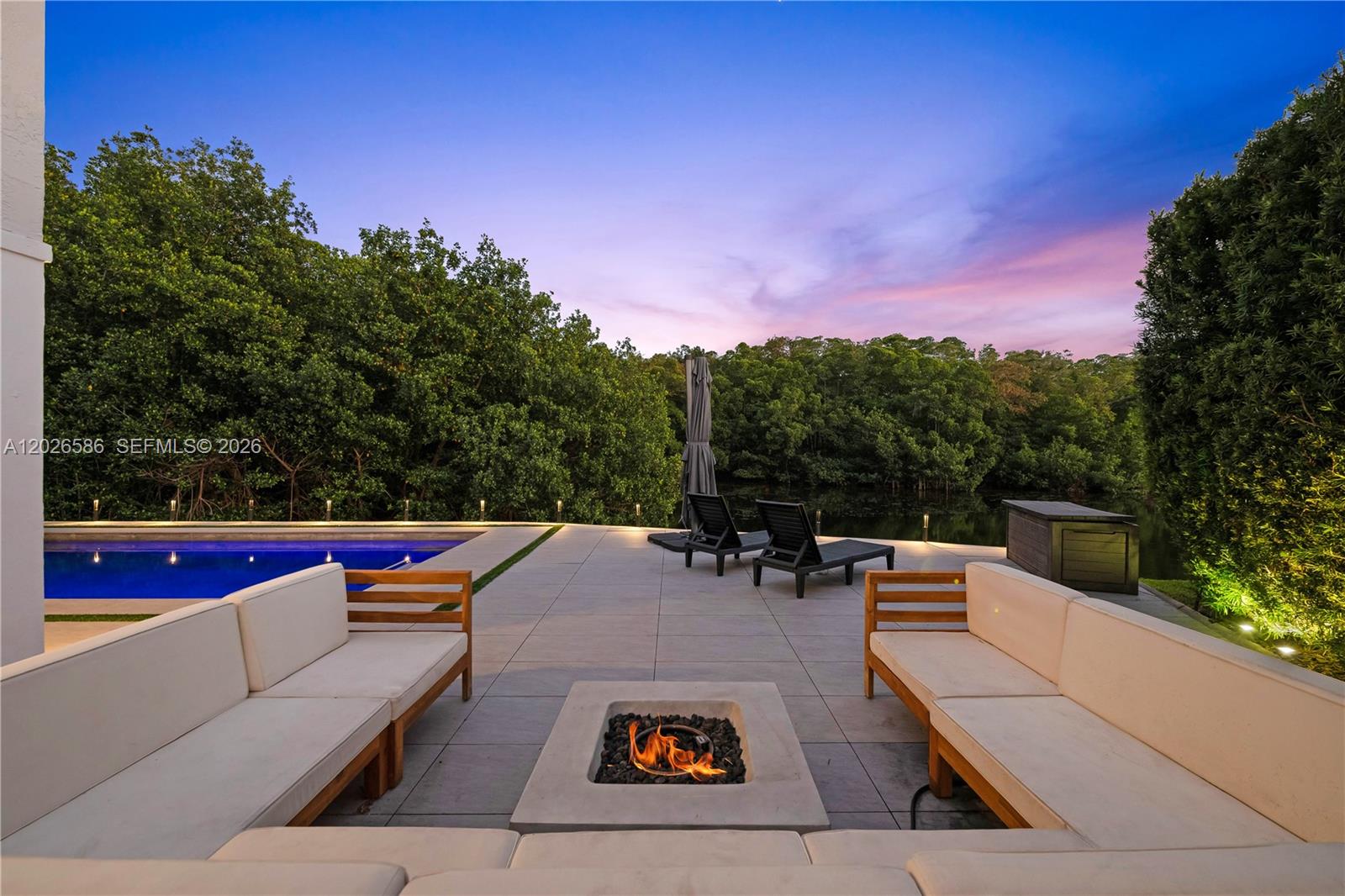 AVENTURA LAKES - PHASE II - Residential Lease