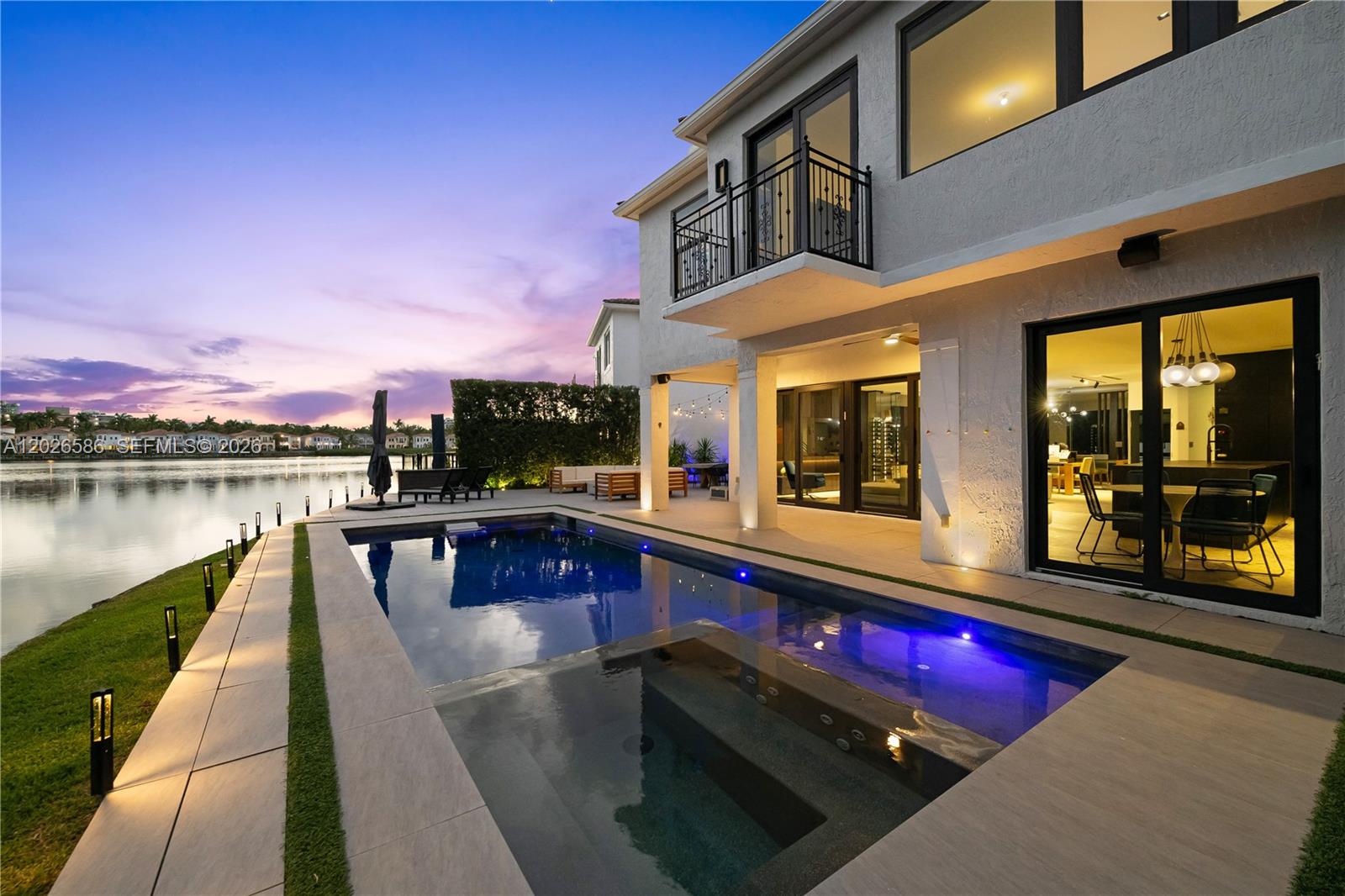 AVENTURA LAKES - PHASE II - Residential Lease