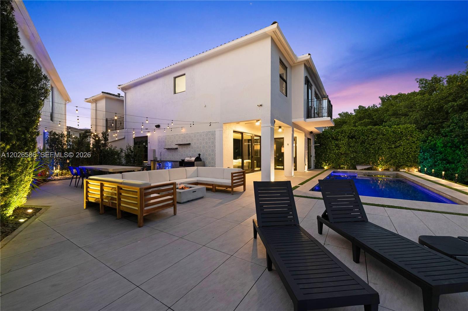 AVENTURA LAKES - PHASE II - Residential Lease