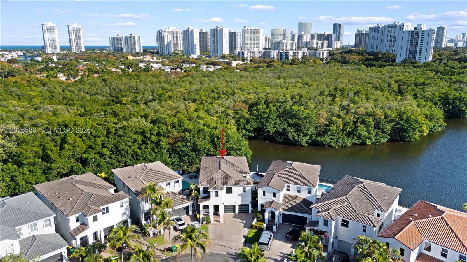 AVENTURA LAKES - PHASE II - Residential Lease