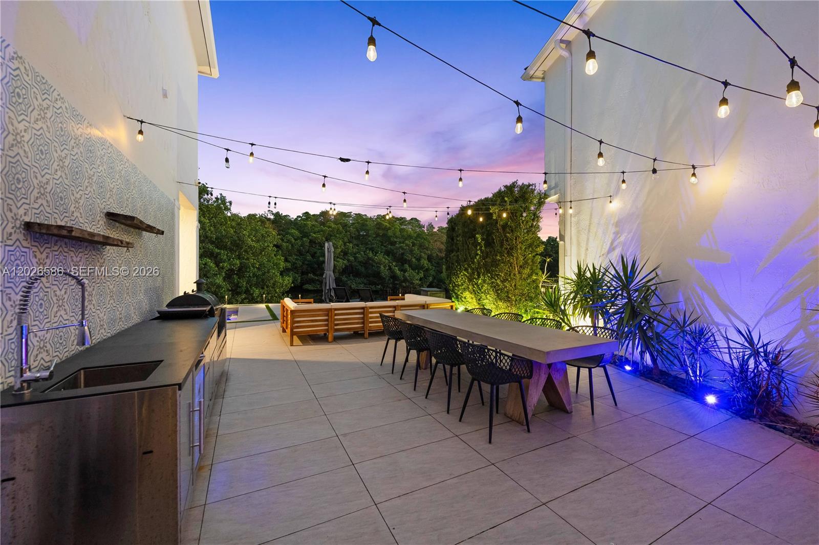 AVENTURA LAKES - PHASE II - Residential Lease