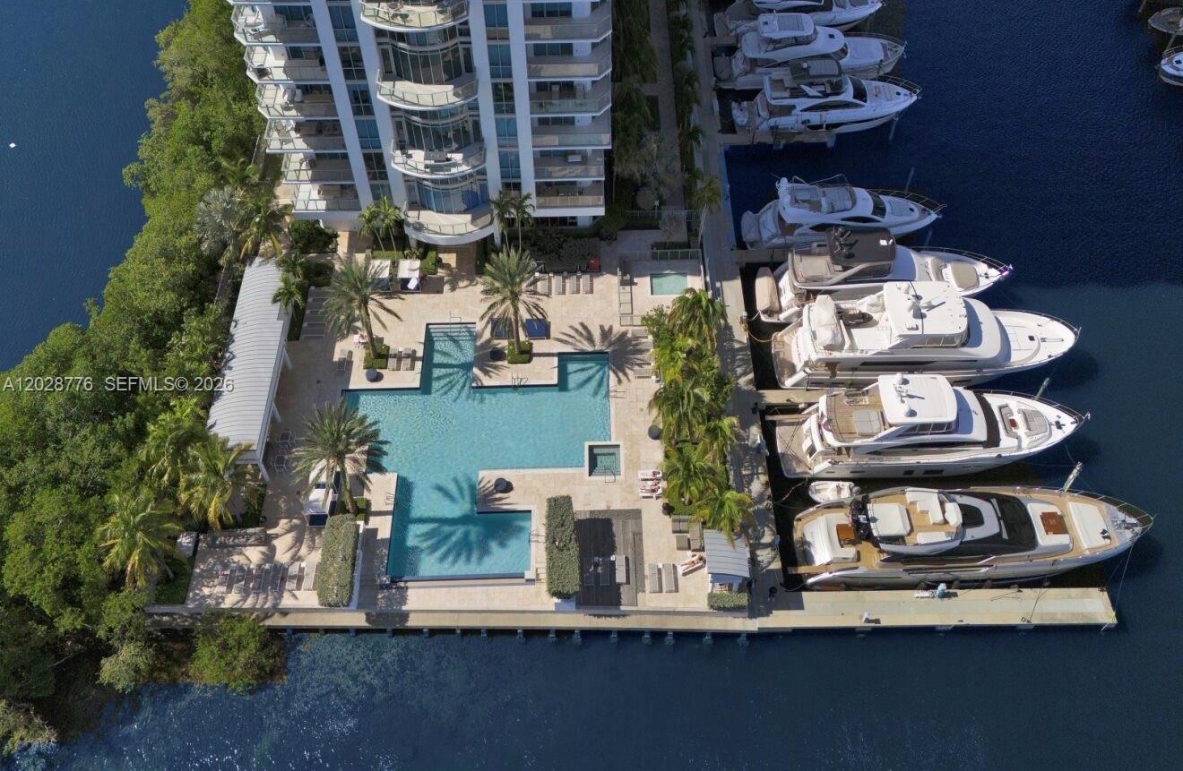 MARINA PALMS RESIDENCES S - Residential