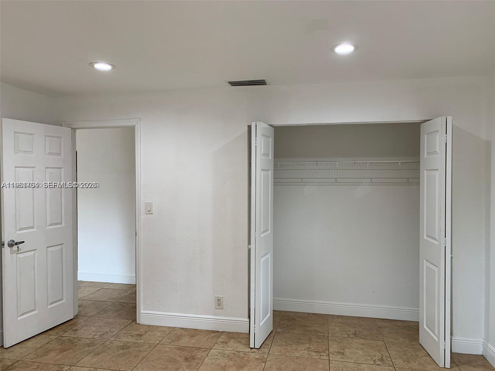 CORAL SPRINGS VILLAGE GRE - Residential Income