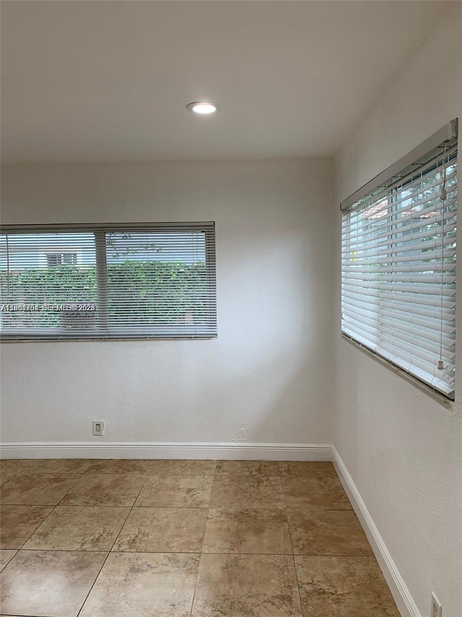 CORAL SPRINGS VILLAGE GRE - Residential Income