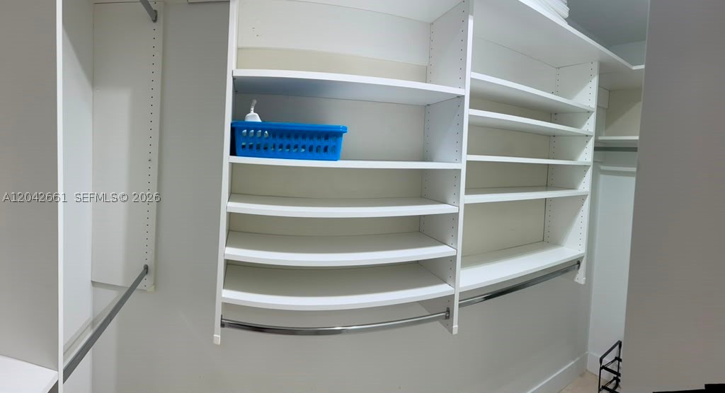 VECINO DEL MAR CONDO - Residential Lease