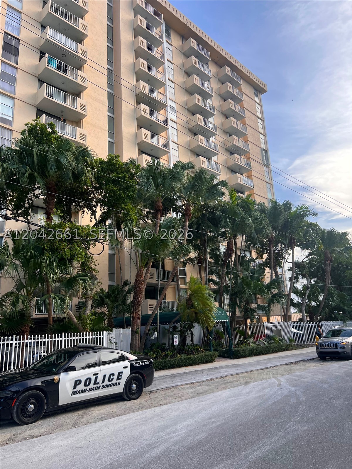 VECINO DEL MAR CONDO - Residential Lease