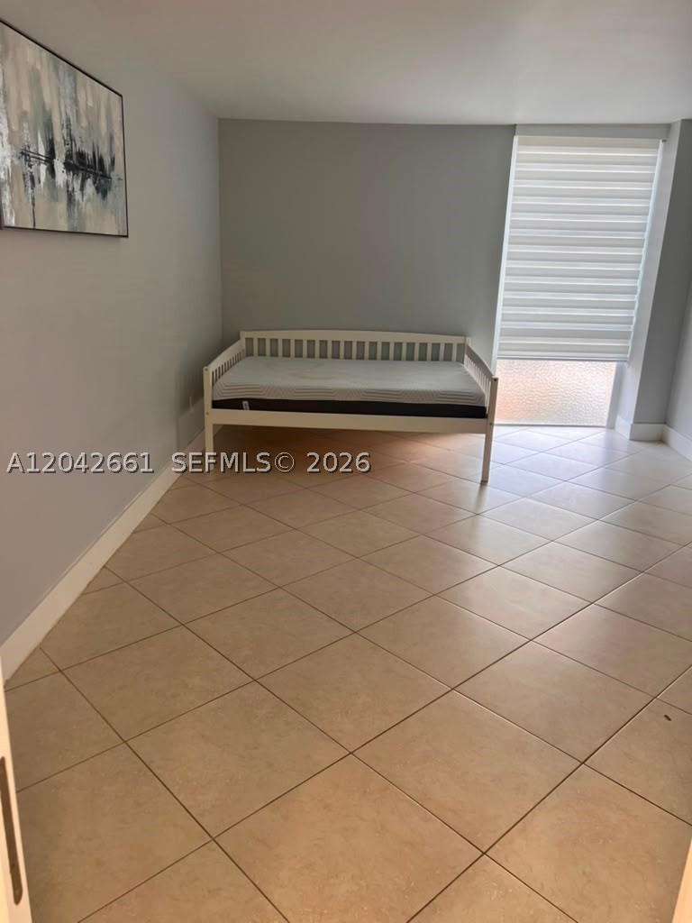 VECINO DEL MAR CONDO - Residential Lease