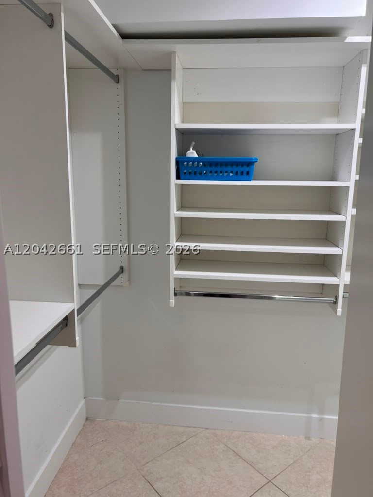 VECINO DEL MAR CONDO - Residential Lease