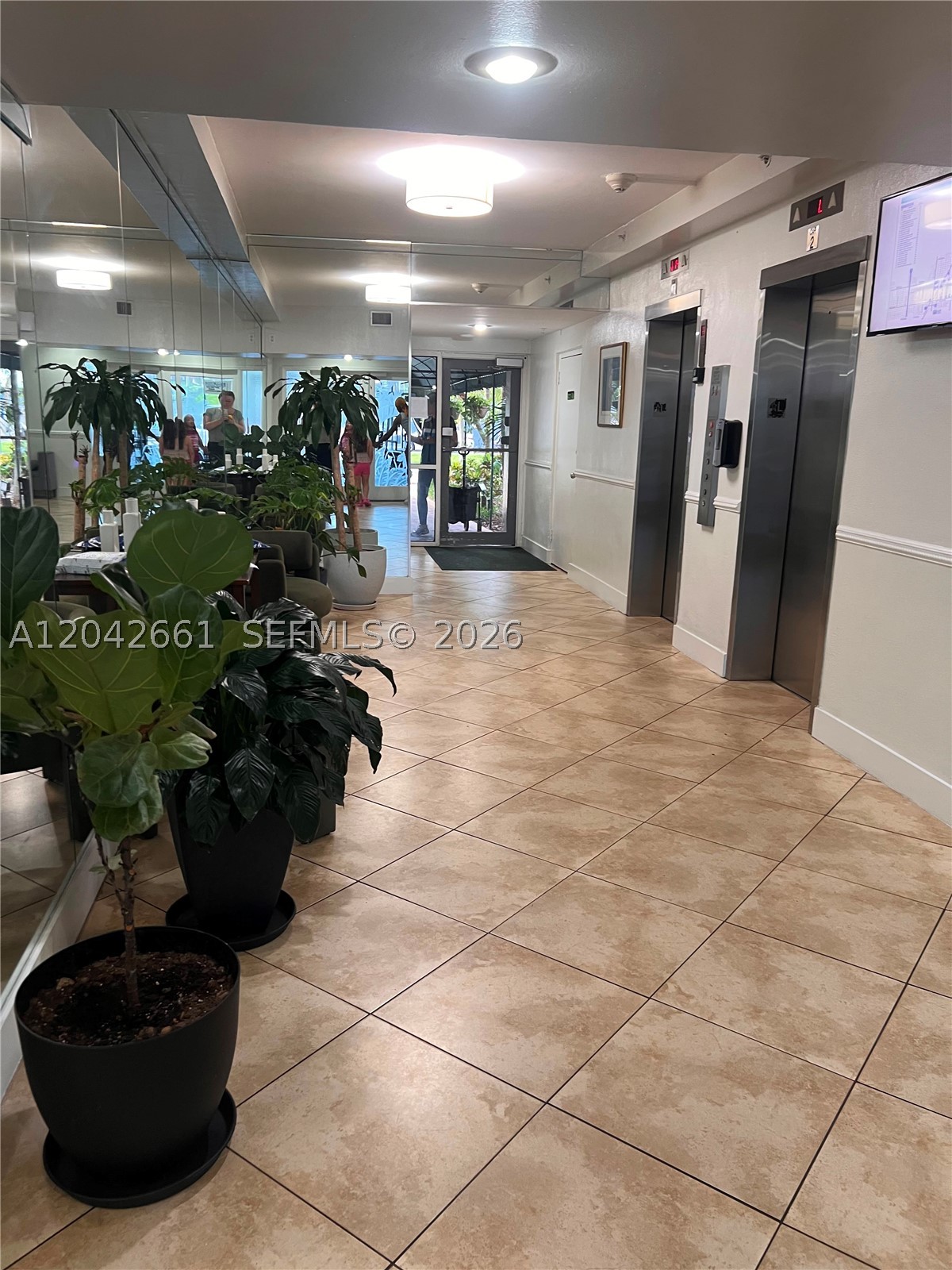 VECINO DEL MAR CONDO - Residential Lease