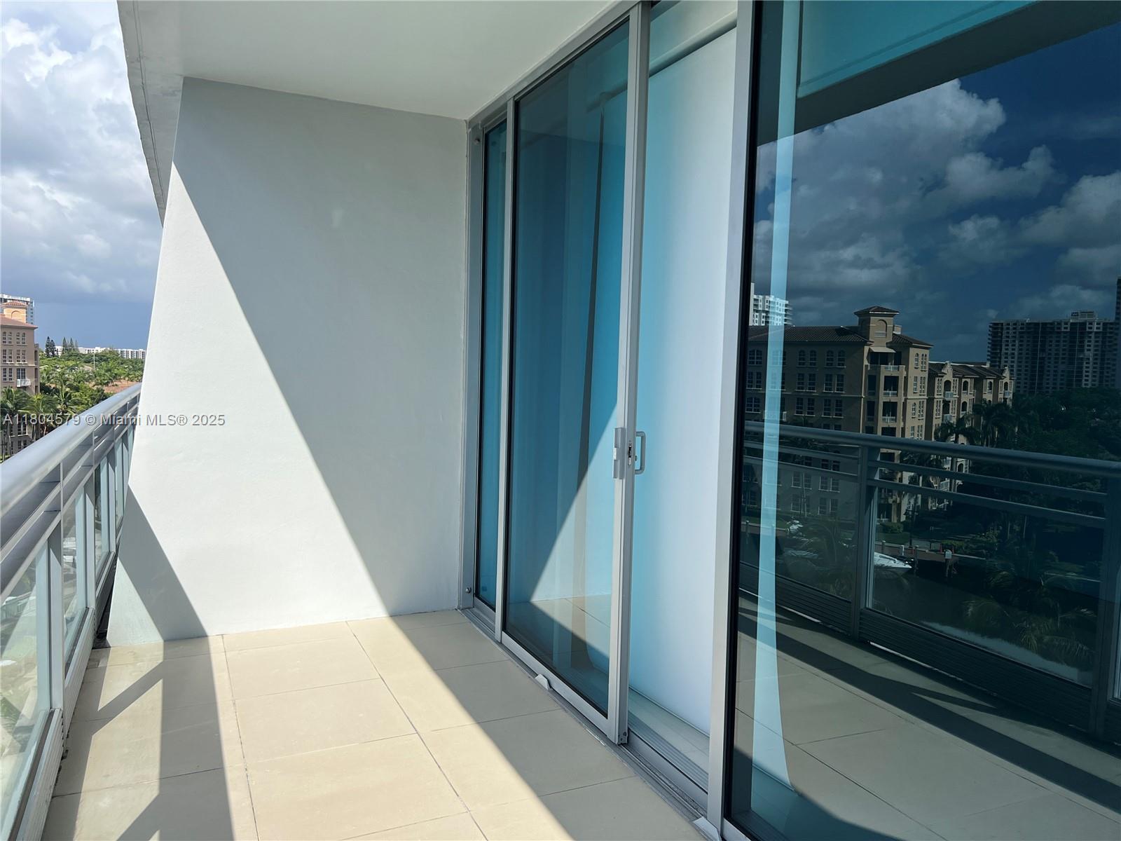 ARTECH RESIDENCES AT AVEN - Residential