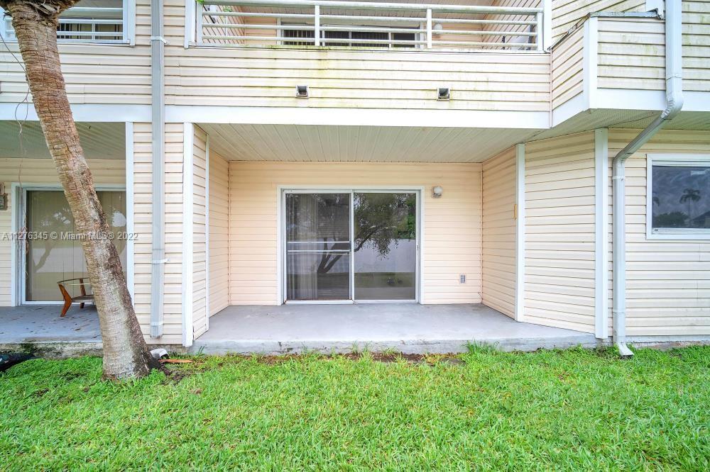 SUMMER LAKE CONDO - Residential