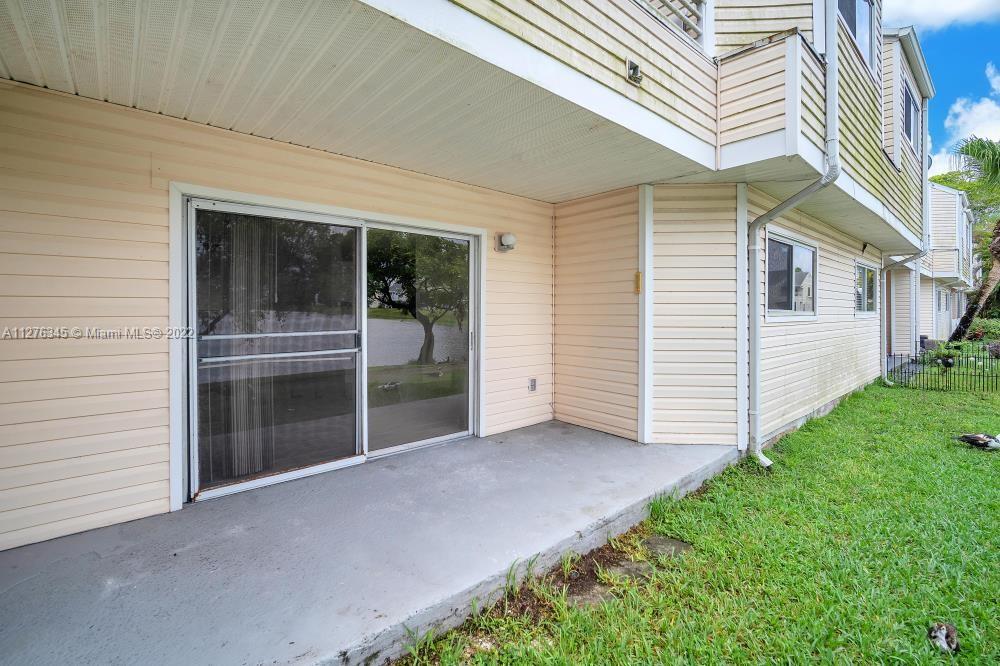 SUMMER LAKE CONDO - Residential