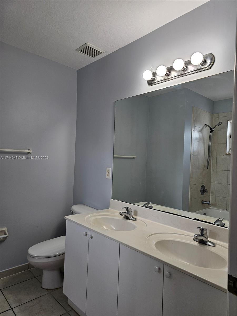 CEDARS WOODS HOMES CONDO - Residential