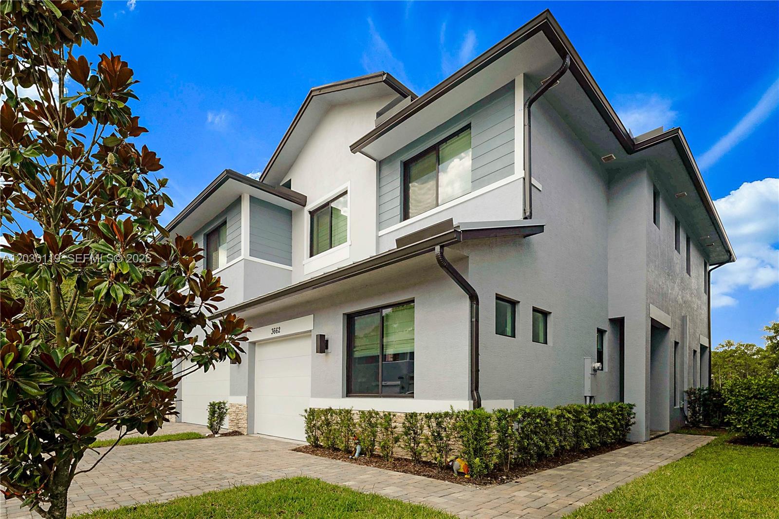 MAGNOLIA RIDGE OF PALM CI - Residential