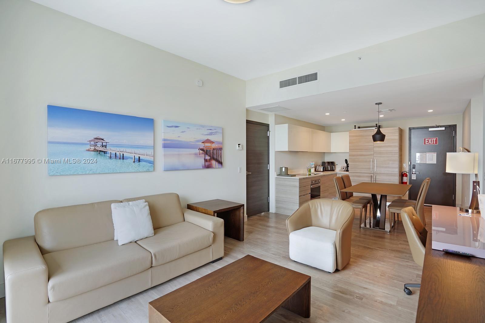 COSTA HOLLYWOOD CONDO - Residential
