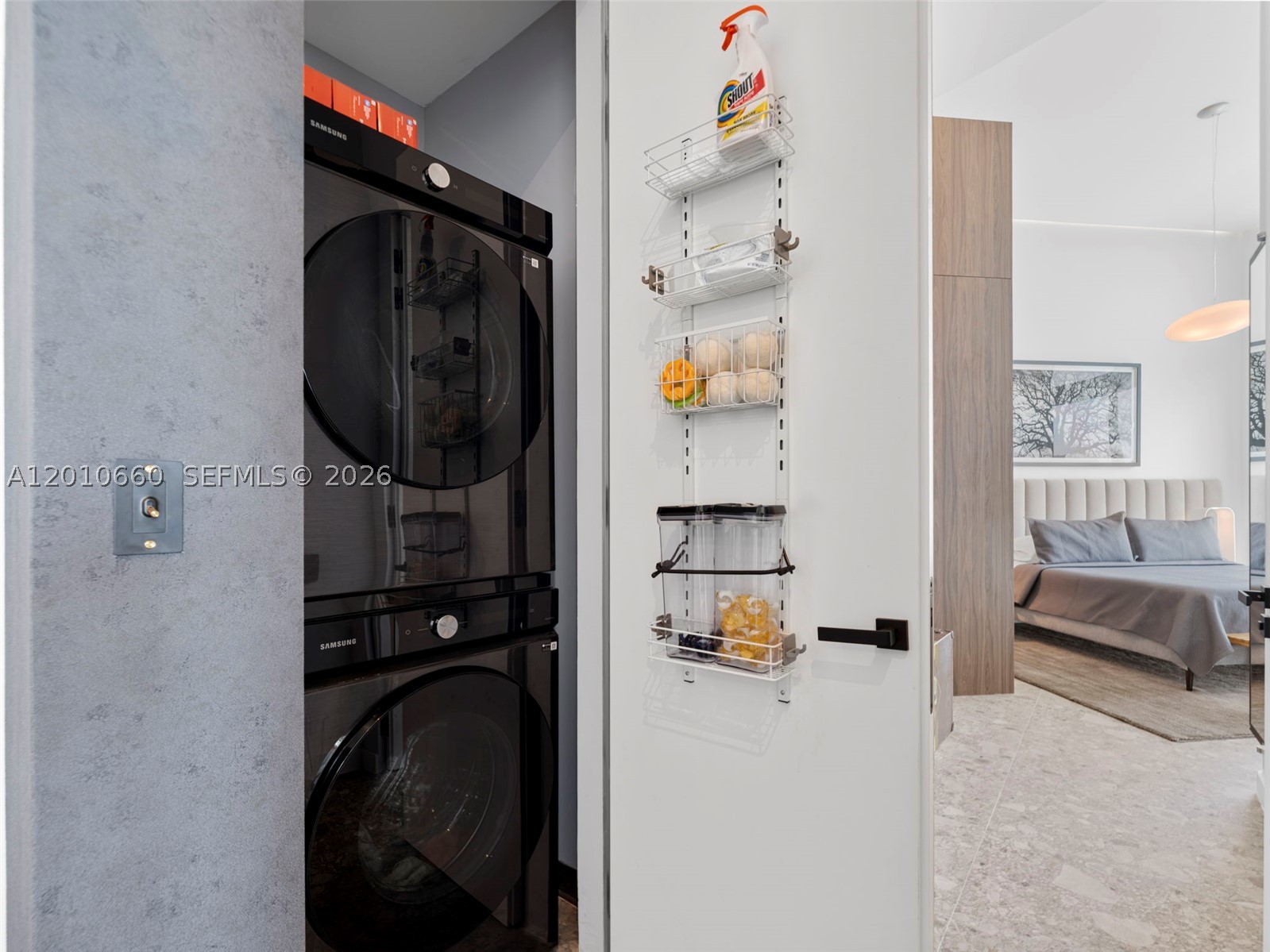 QUANTUM ON THE BAY CONDO - Residential