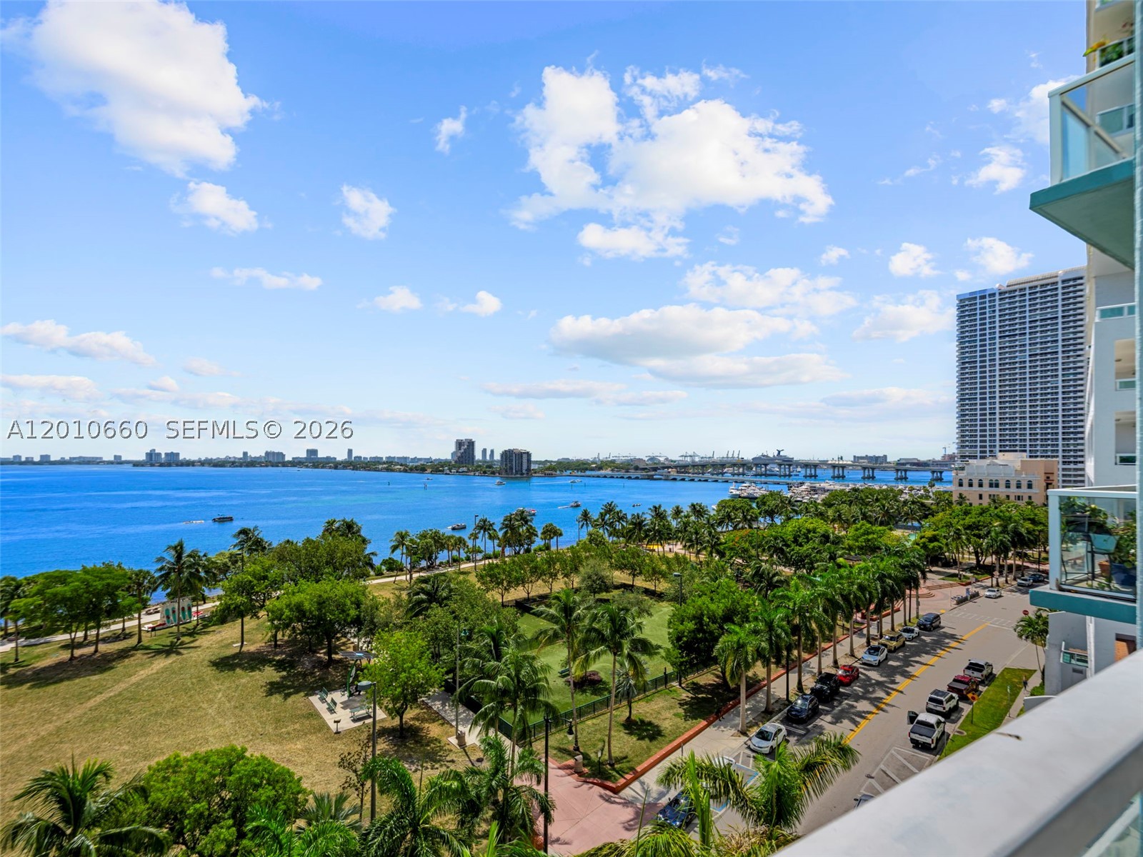 QUANTUM ON THE BAY CONDO - Residential
