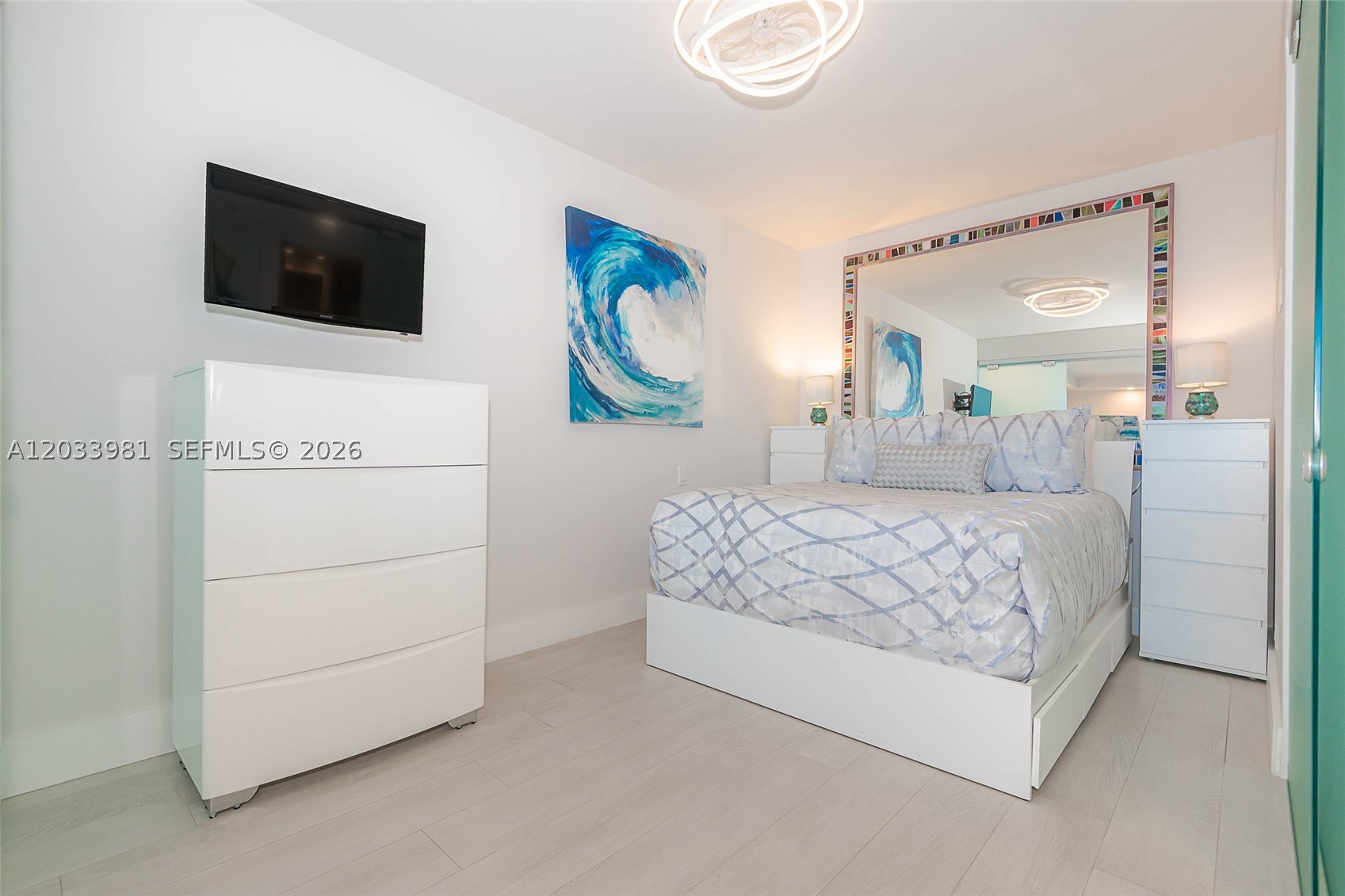 RONEY PALACE CONDO - Residential Lease
