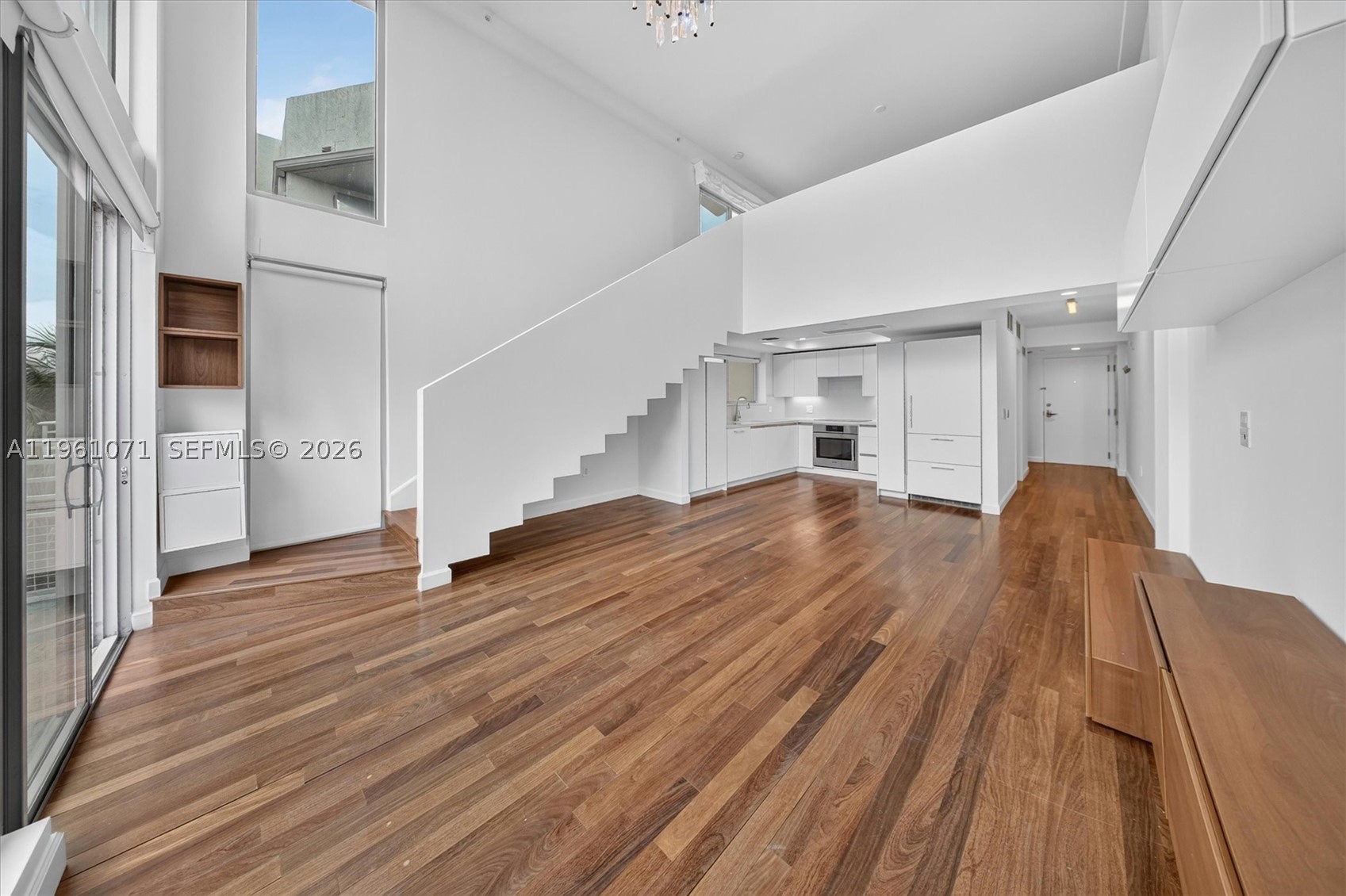 ABSOLUT CONDO - Residential