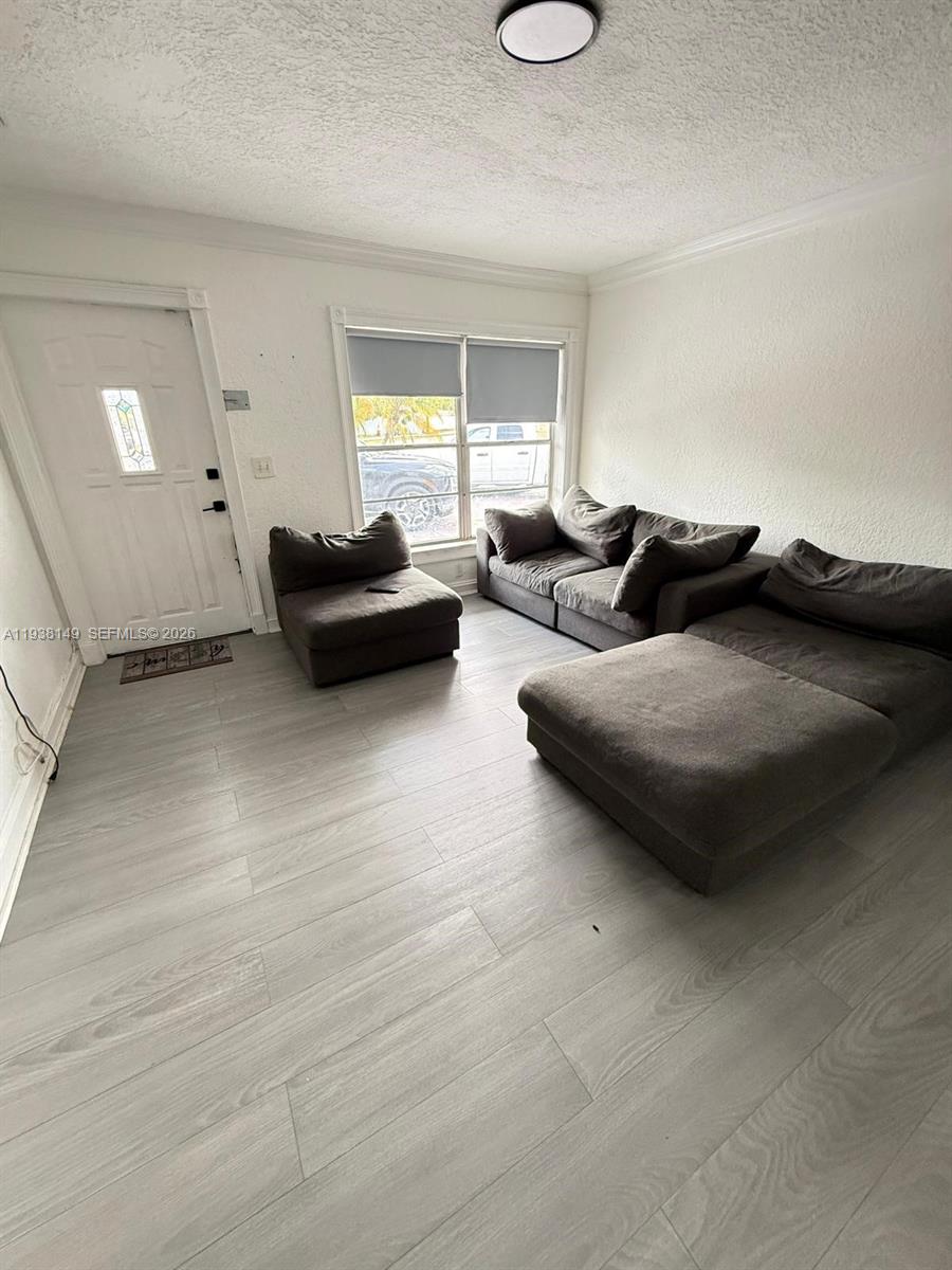 PLAYLAND ISLES - Residential