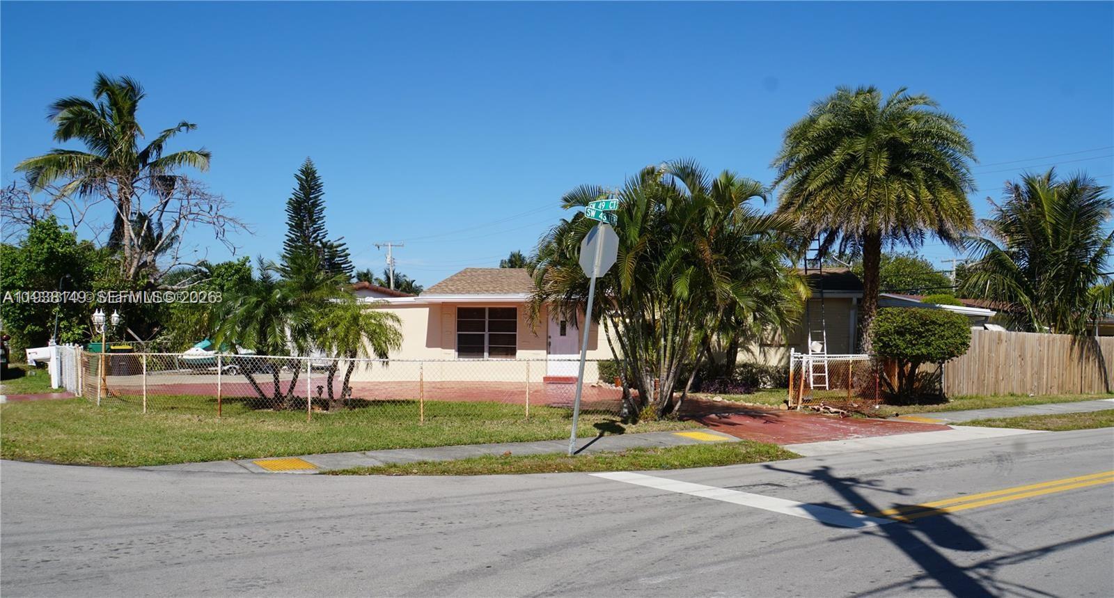 PLAYLAND ISLES - Residential