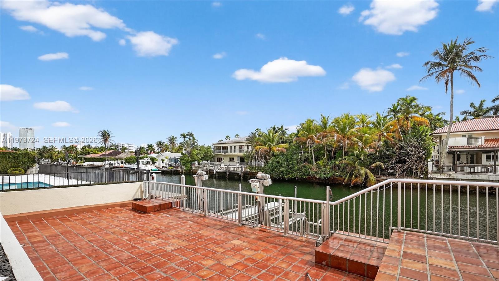 EASTERN SHORES 1ST ADDN - Residential