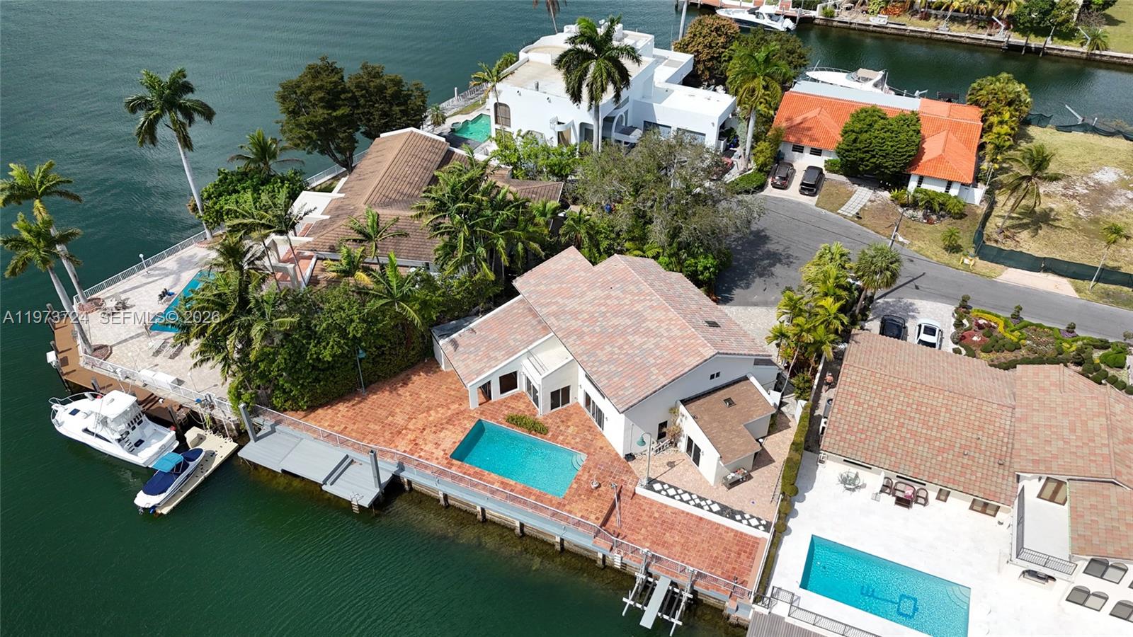 EASTERN SHORES 1ST ADDN - Residential