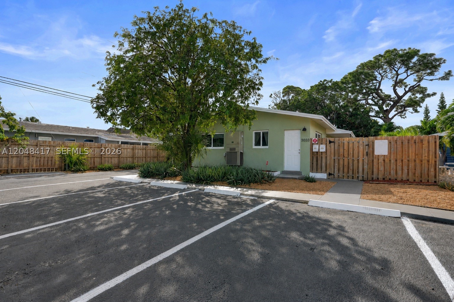 Coral Shores - Residential Lease