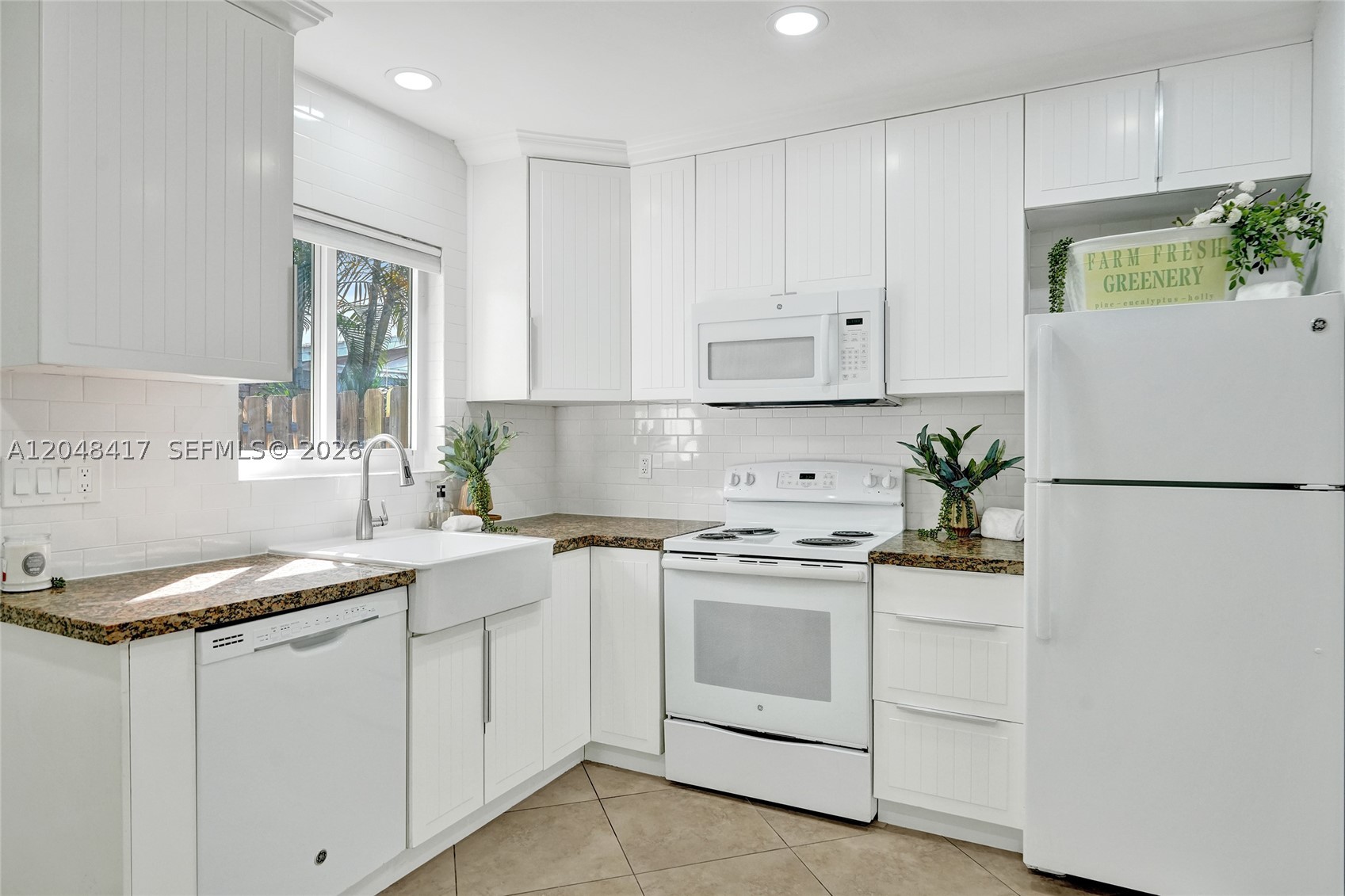 Coral Shores - Residential Lease