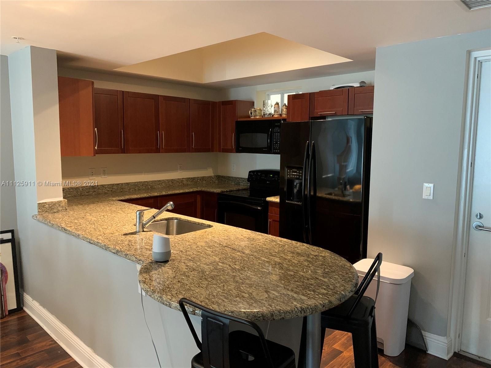 DOWNTOWN DADELAND CONDO N - Residential Lease