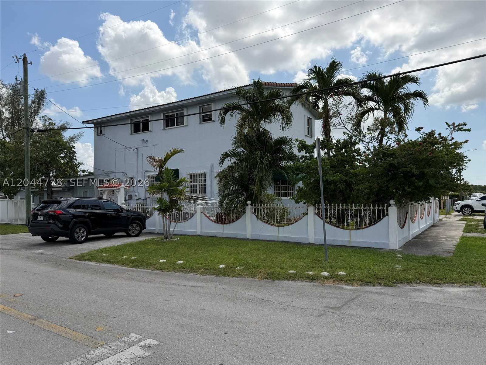 BELMONA PARK - Residential Lease