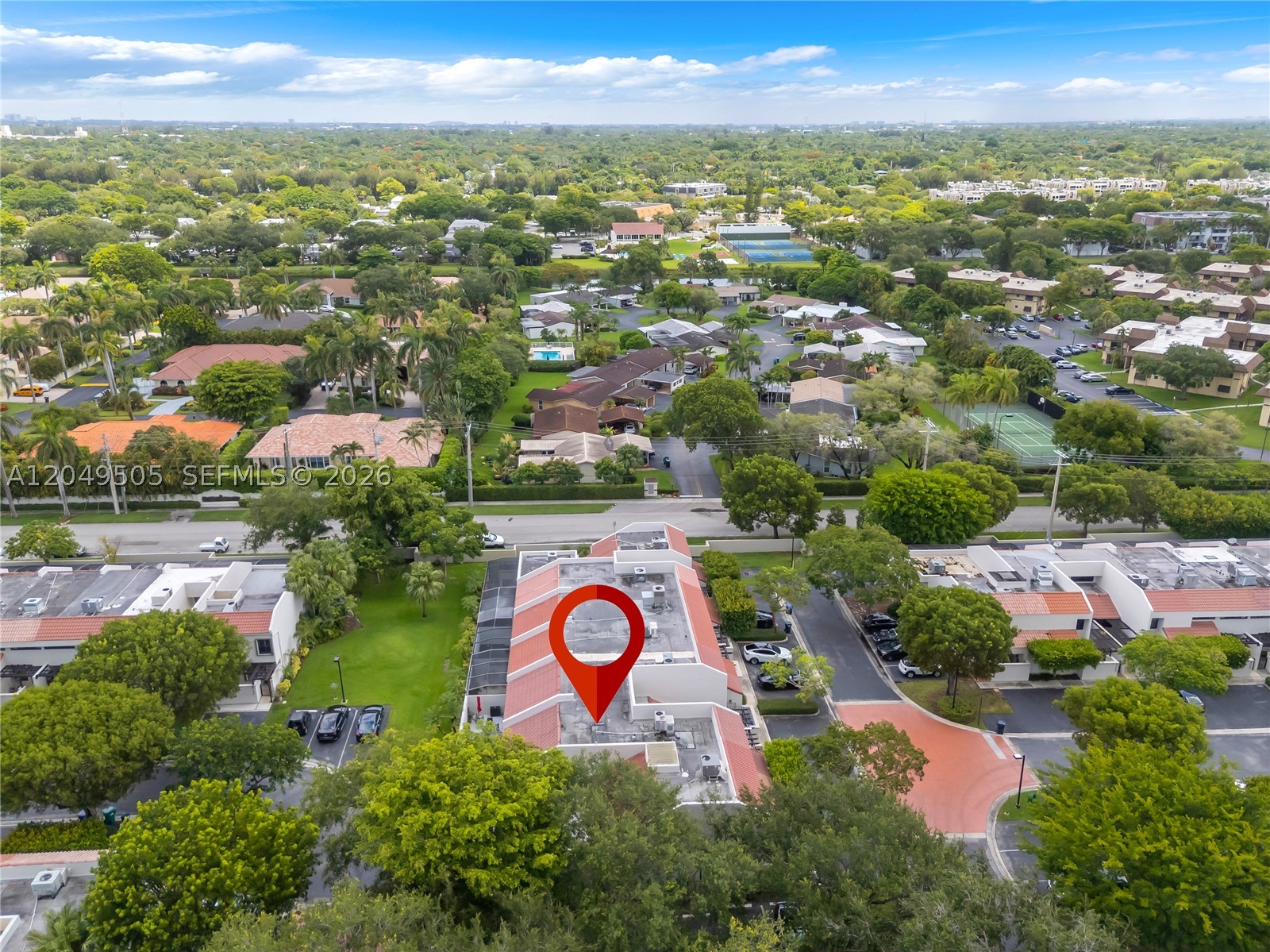 DADELAND WALK - Residential Lease