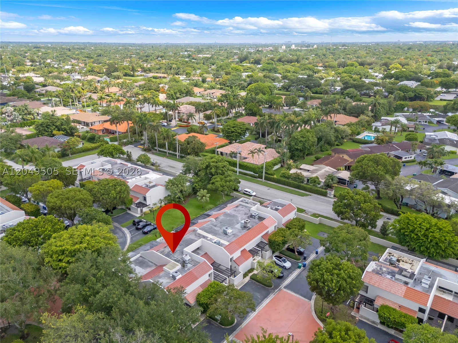 DADELAND WALK - Residential Lease