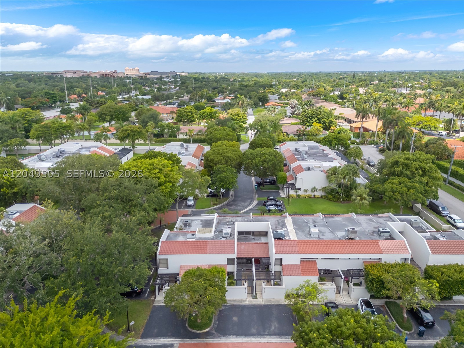 DADELAND WALK - Residential Lease