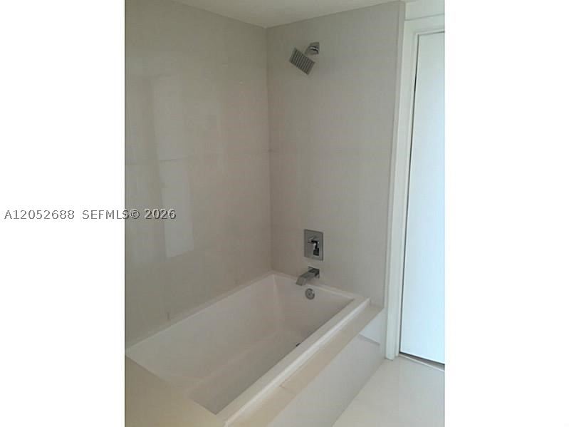MILLECENTO - Residential Lease