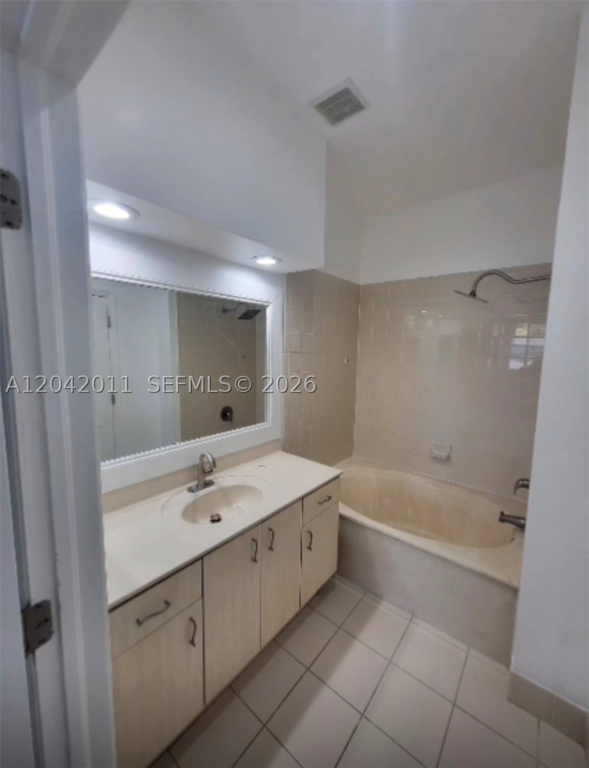SPICEWOOD SUB - Residential Lease