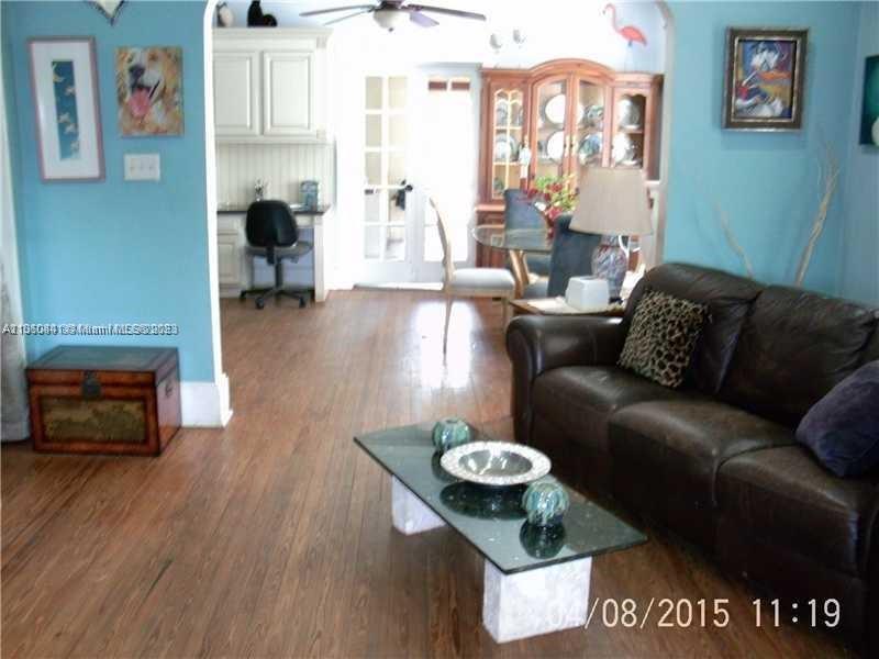 Redland Vintage home 1 ac - Residential