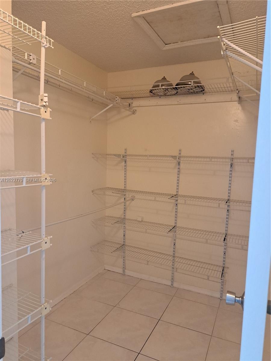 TERRA LAKE VILLAS CONDO - Residential Lease