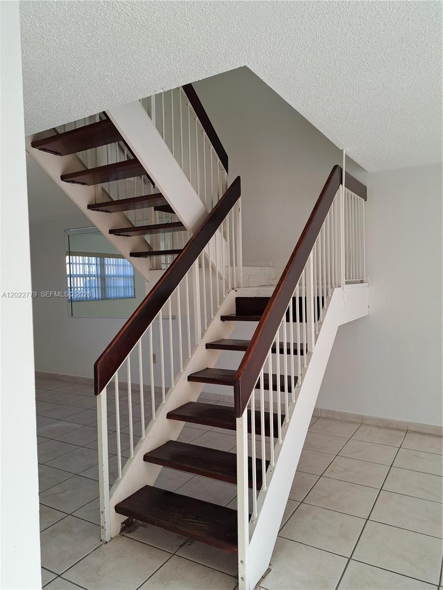 TERRA LAKE VILLAS CONDO - Residential Lease
