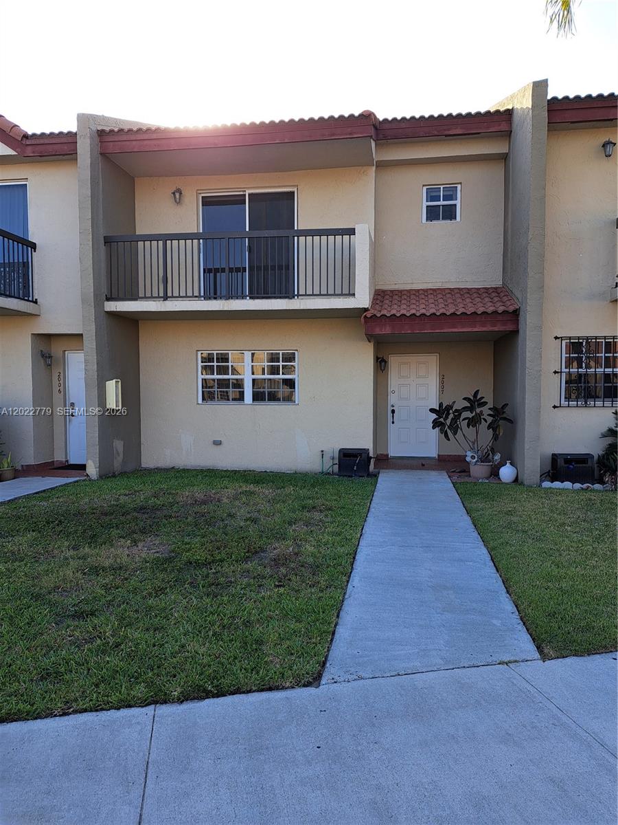 TERRA LAKE VILLAS CONDO - Residential Lease