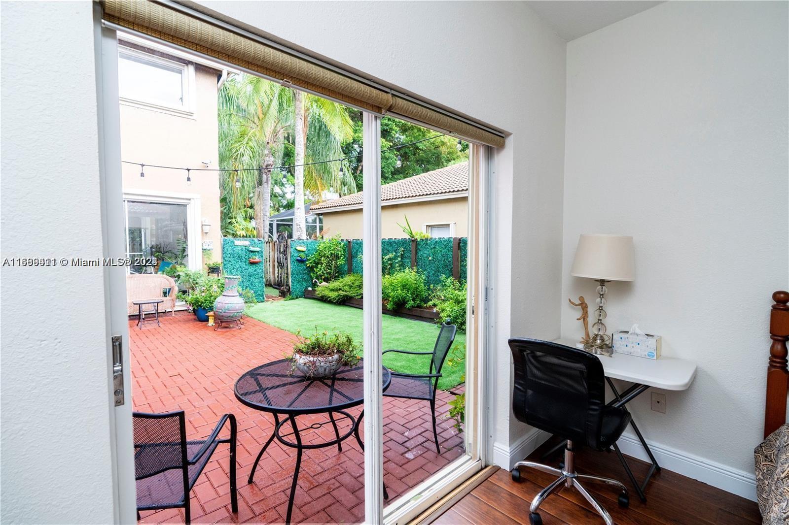 SAPPHIRE POINTE - DIAMOND - Residential Lease