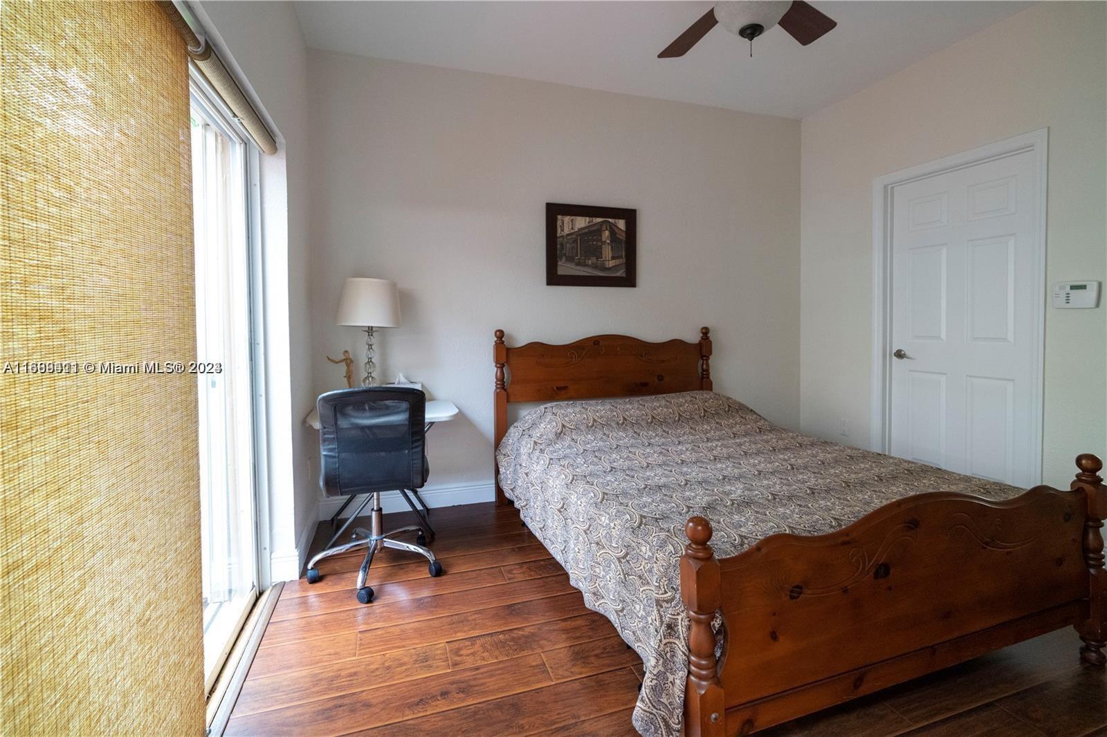 SAPPHIRE POINTE - DIAMOND - Residential Lease