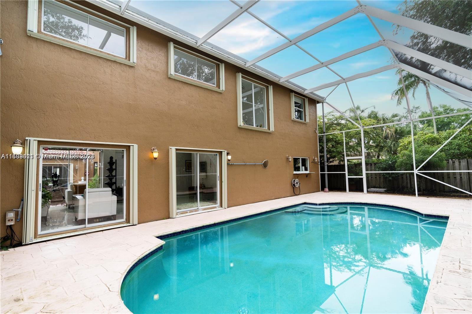 SAPPHIRE POINTE - DIAMOND - Residential Lease