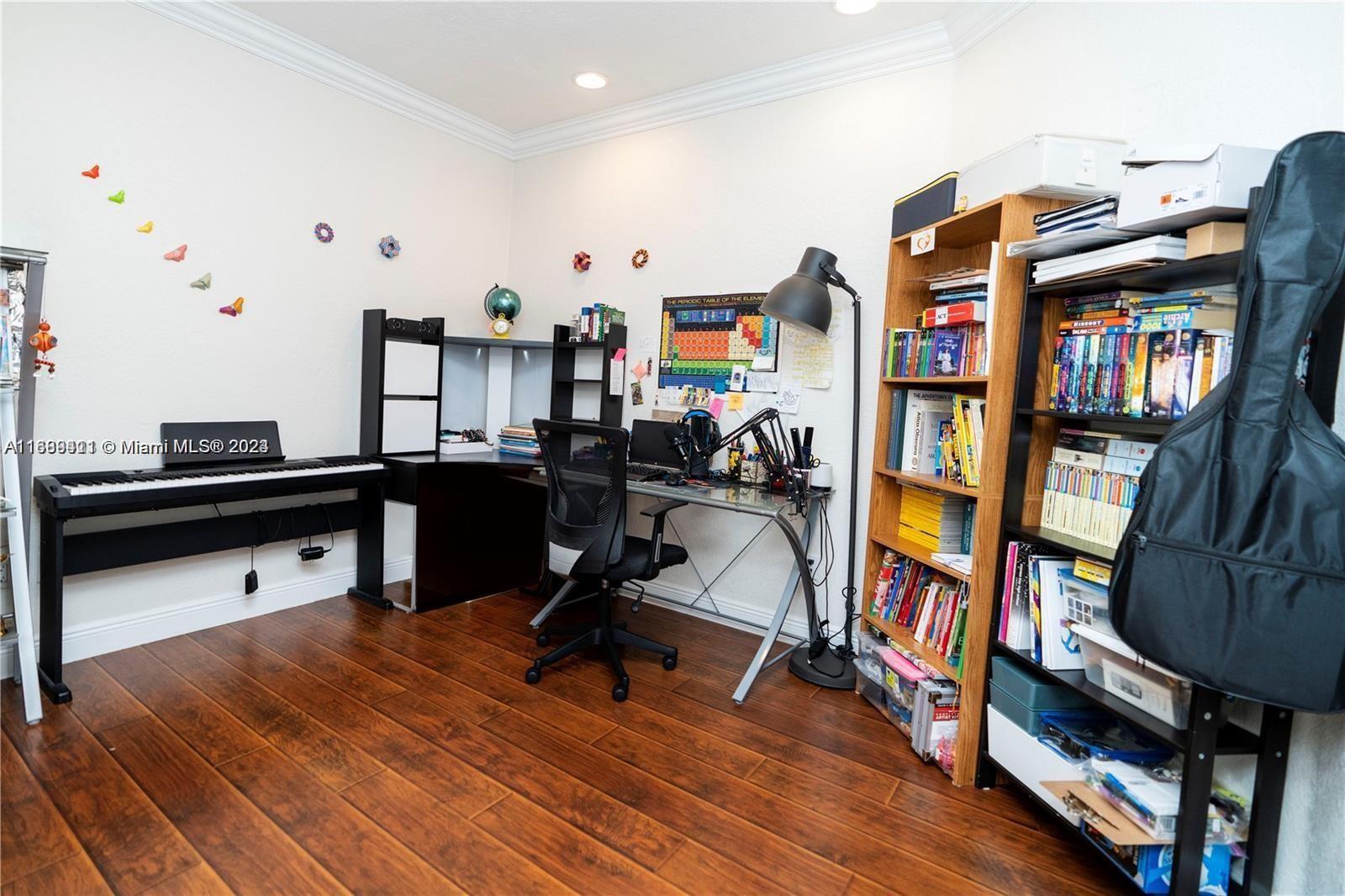 SAPPHIRE POINTE - DIAMOND - Residential Lease