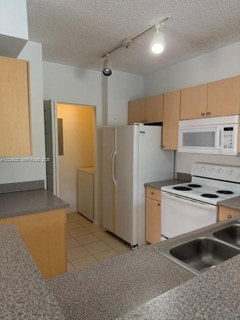EL-AD NOB HILL CONDO - Residential Lease
